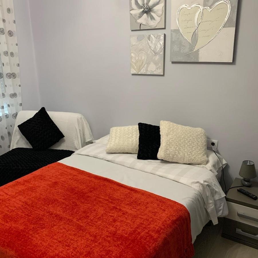 La Rosa Azul Rooms Ponferrada Exteriör bild