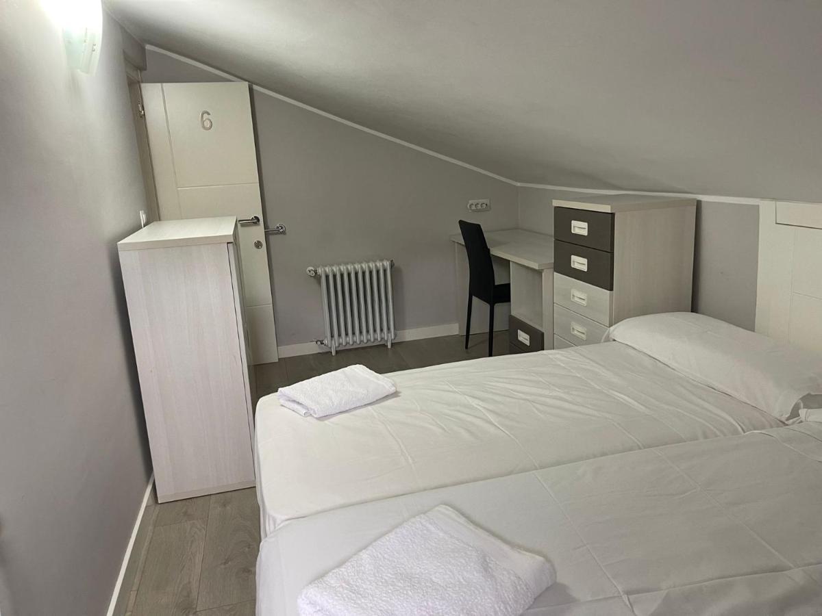 La Rosa Azul Rooms Ponferrada Exteriör bild
