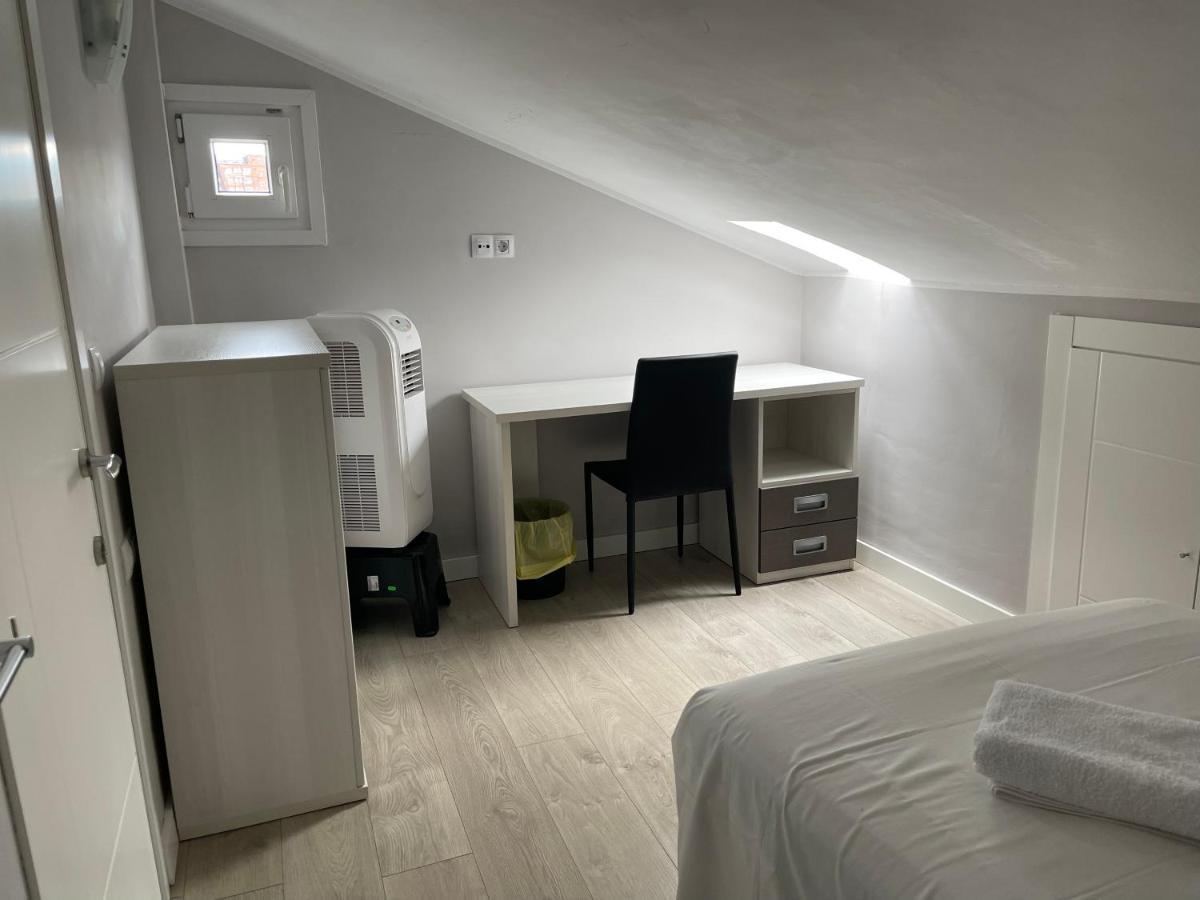 La Rosa Azul Rooms Ponferrada Exteriör bild