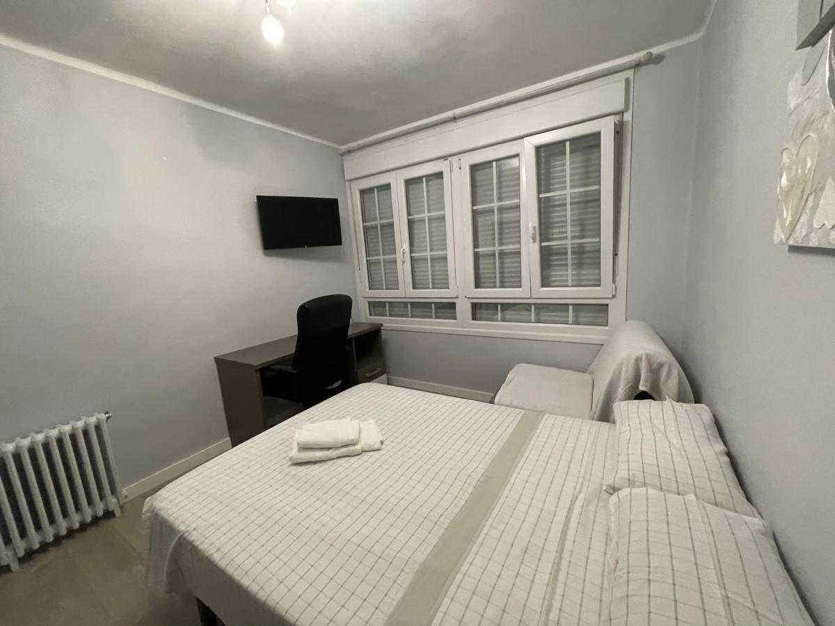 La Rosa Azul Rooms Ponferrada Exteriör bild